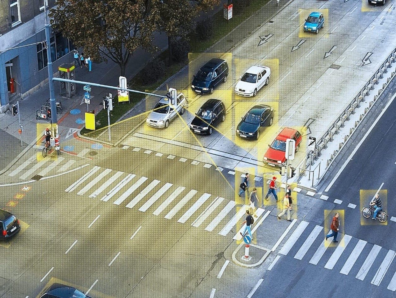 공공 재난 및 방범 : 통합 관제 및 지능형 예방